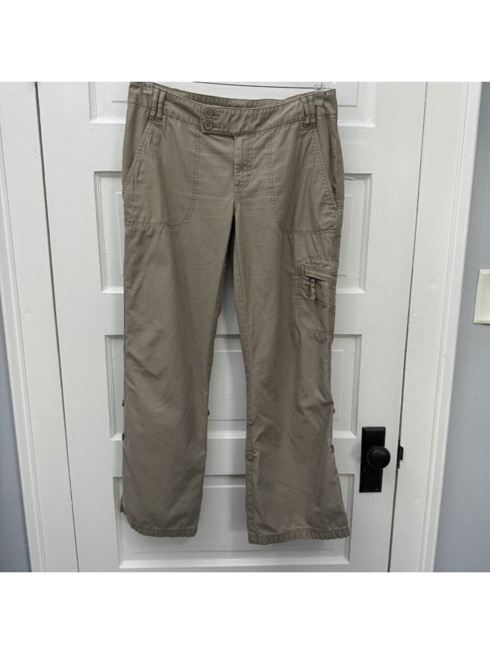 The North Face Libra Women’s 8 Khaki Cotton Cargo Roll-Up Grunge Pants